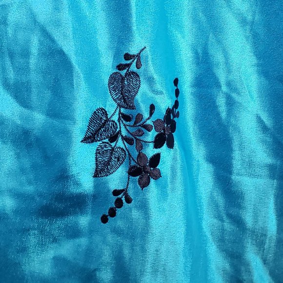 Vintage Nightgown Turquoise Black Embroidered Flowers Sabrina by Mervyns Size L - Picture 3 of 8
